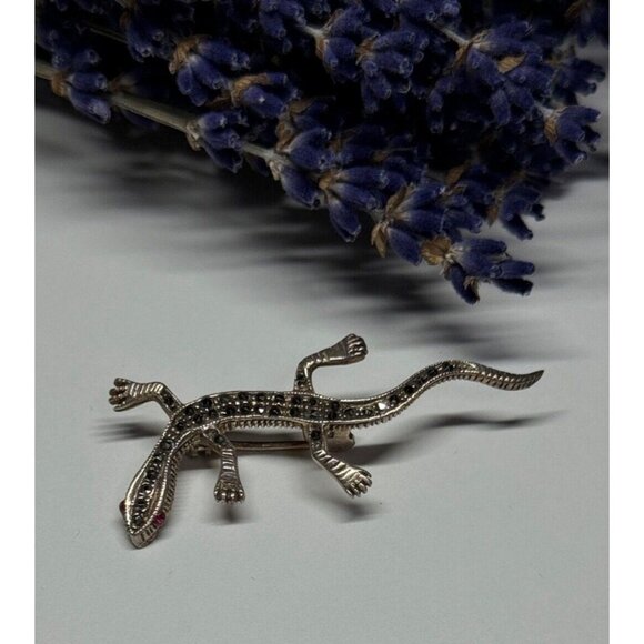 925 STERLING SILVER RUBY & MARCASITE LIZARD BROOCH - Picture 3 of 8